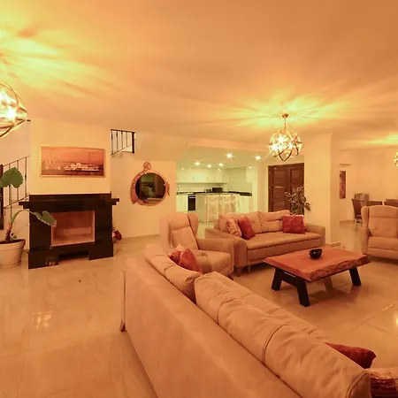 Villa Asfiya *